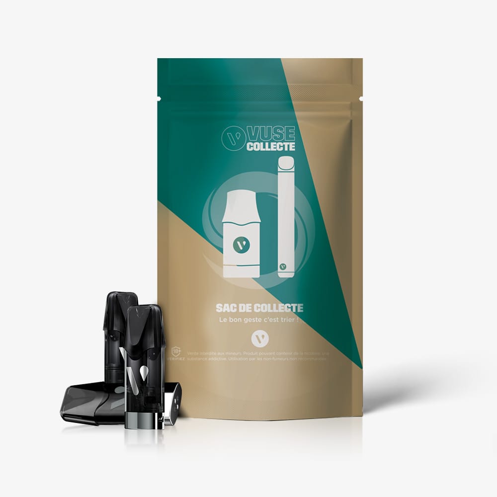 A resealable Sac de collecte Vuse bag with a vape device and cartridges illustration sits next to two black vape cartridges on a white background, emphasizing its role as a bac de tri for recyclage.