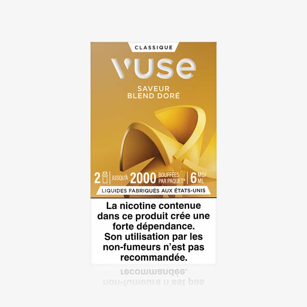 A gold and white Recharge Gamme Classique Saveur Blend Doré Vuse e-cigarette package displays capsules saveur. A French health warning below says nicotine is addictive and not for non-smokers.
