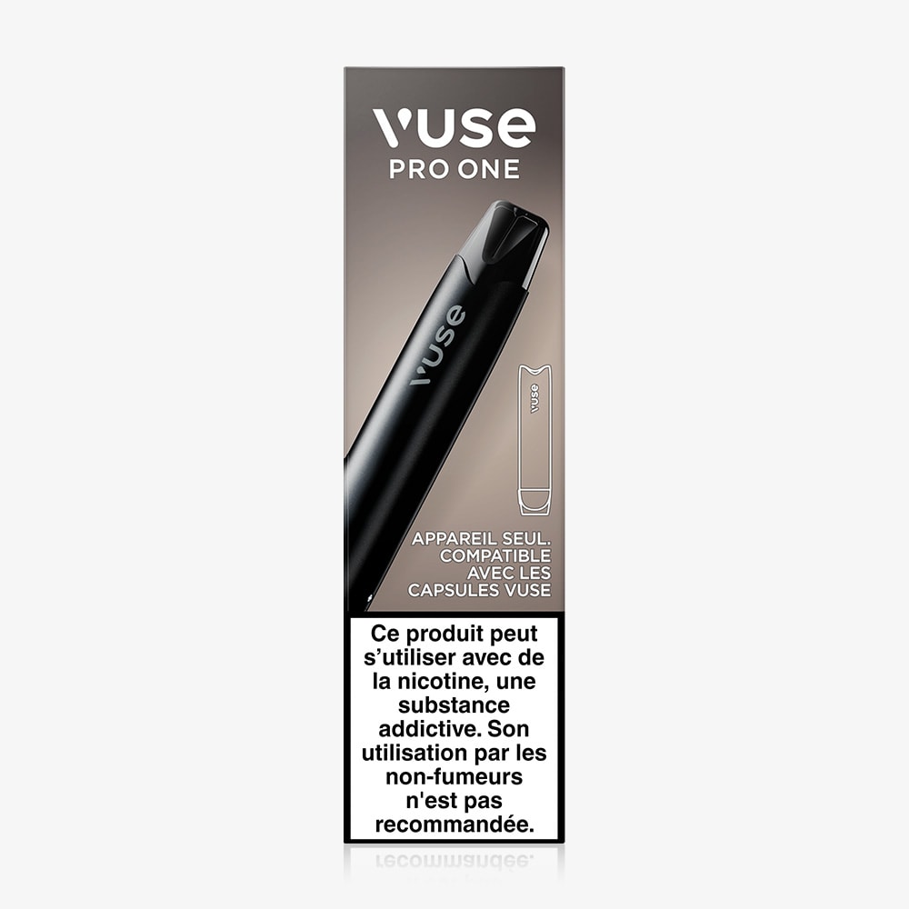 A Pro One Bar Kit Simple in black is shown on its packaging, featuring a système fermé compatible with Vuse capsules and a French nicotine warning at the bottom.
